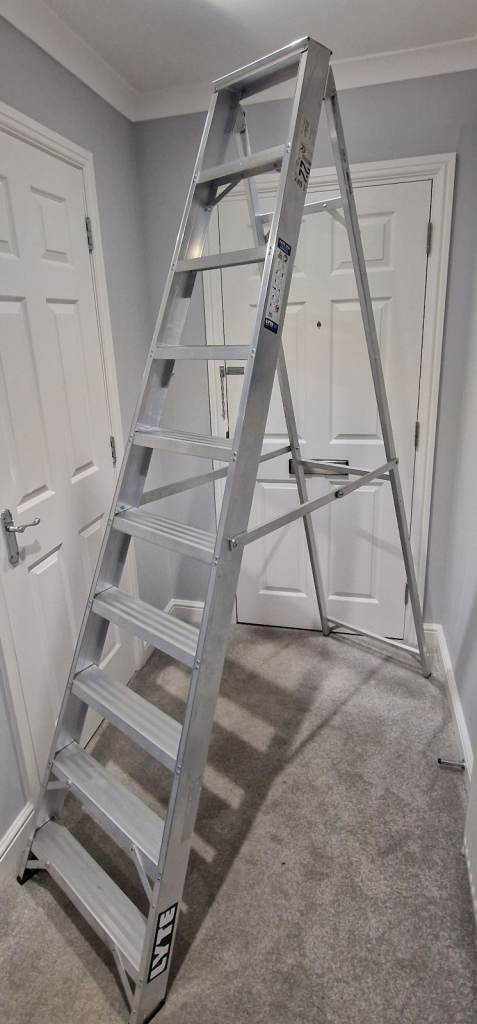 10 Step Lyte NESS10 Step Ladder