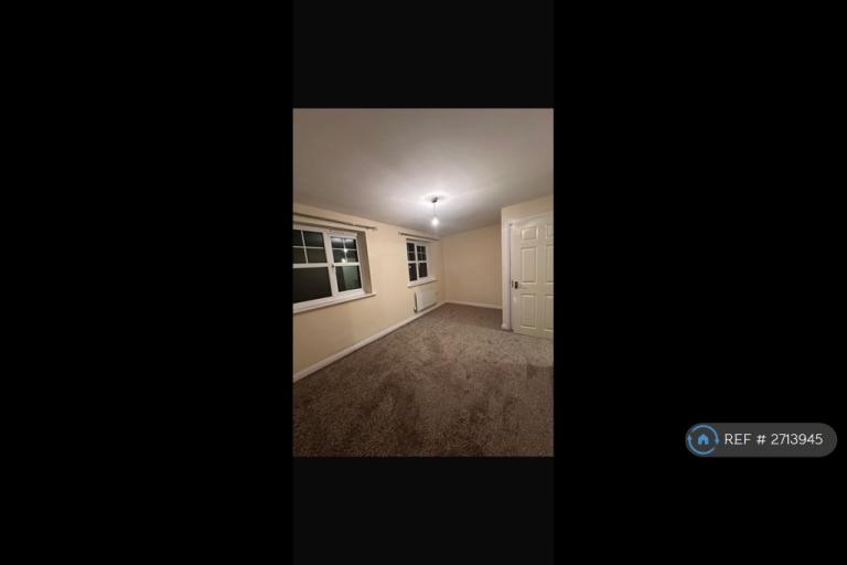 4 bedroom house in Park Close, Preston, PR2 (4 bed) (#2713945)