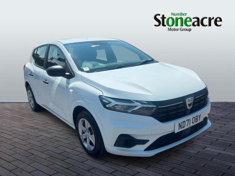 Dacia Sandero Essential TCe 90 Petrol Manual