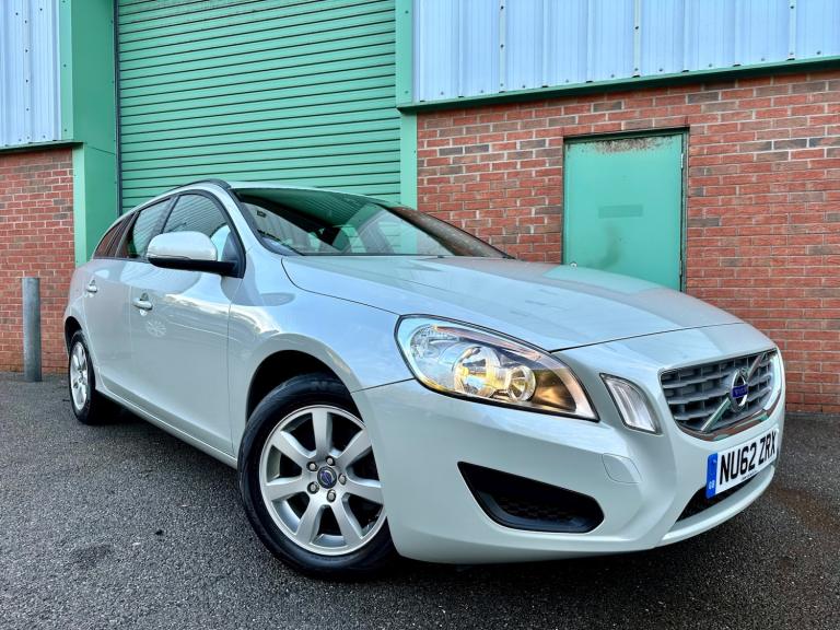 2012 (62) VOLVO V60 D2 ES NAV AUTO 70,000 MILES IMMACULATE CONDITION £35 TAX 