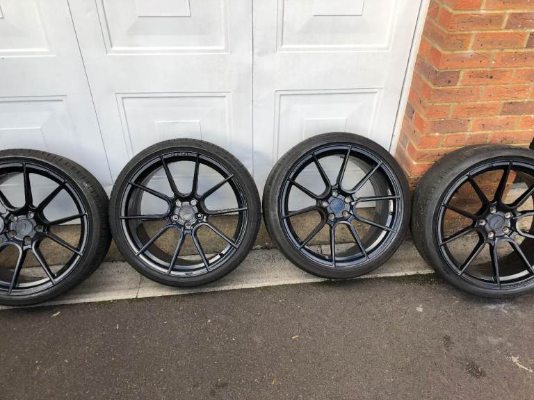 20" Ispiri FFR6 Alloy Wheels, 20 x 10" ET45, 275/30/20 Tyres inc.
