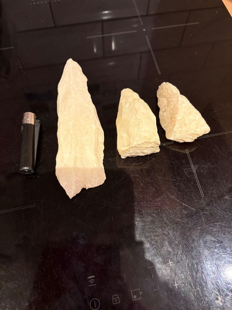 Fish tank aquarium crystal style rocks 