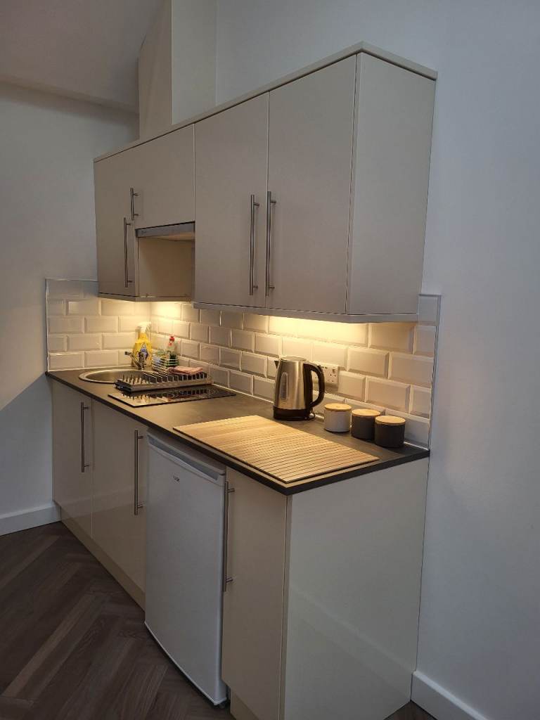 Studio/annexe - Caversham Heights 