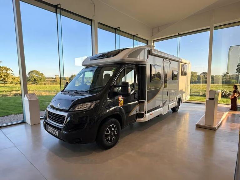 2022 Bailey Autograph 79-4i 4 Berth