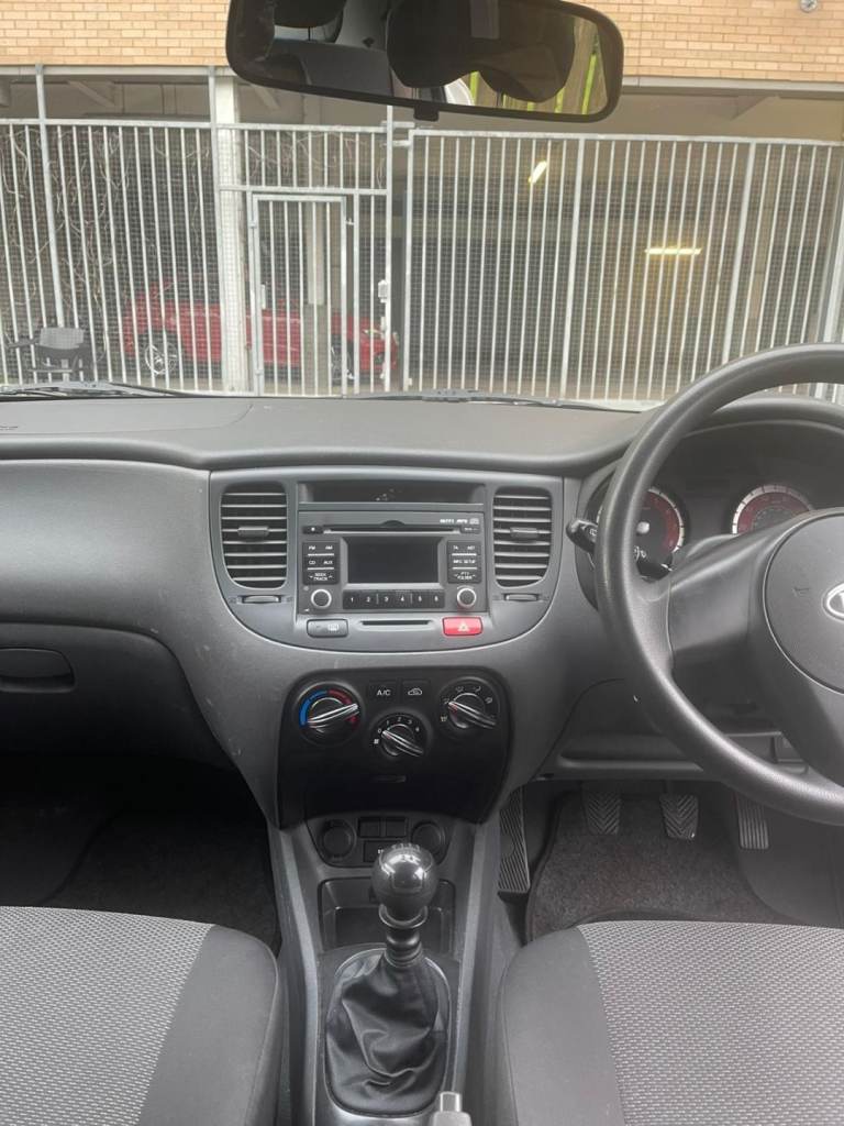 Kia, RIO, Hatchback, 2010, Manual, 1399 (cc), 5 doors