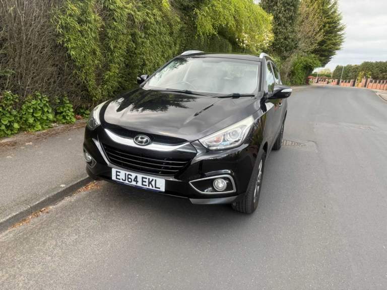 Hyundai ix35 SE 2.0 CRDi SUV 4WD 4X4 with 12 Months MOT&Half Leather Heated Seats&Low Mileage 99K