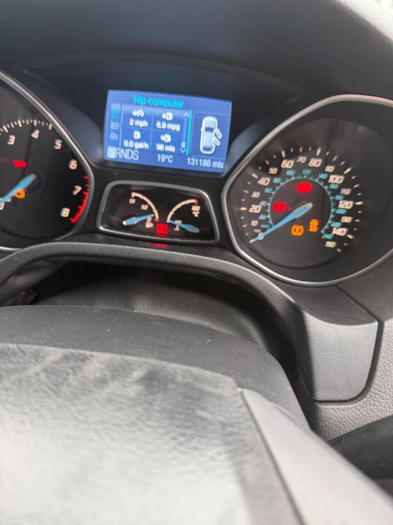 Ford, FOCUS, Hatchback, 2011, Semi-Auto, 1596 (cc), 5 doors