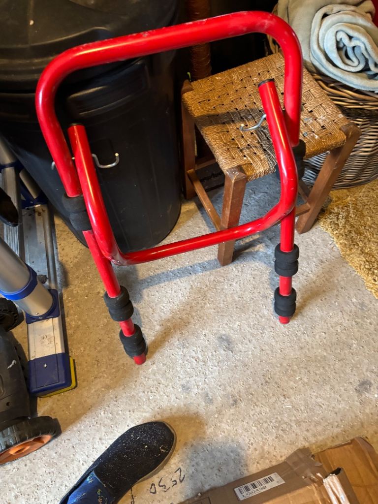 Cycle hanger