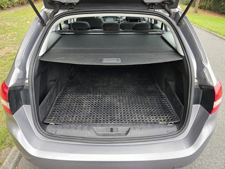 2019 Peugeot 308 SW PureTech Allure Estate Petrol Manual