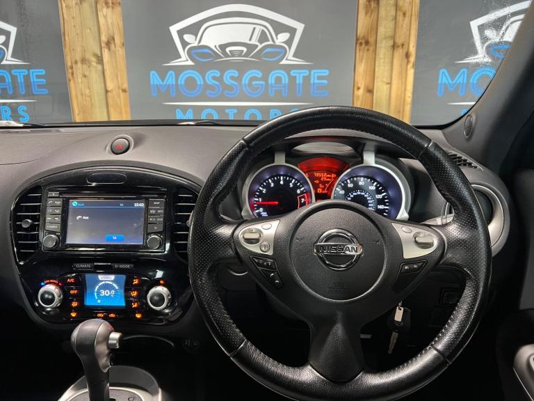 2013 Nissan Juke 1.6 Acenta 5dr CVT [Premium Pack] HATCHBACK PETROL Automatic