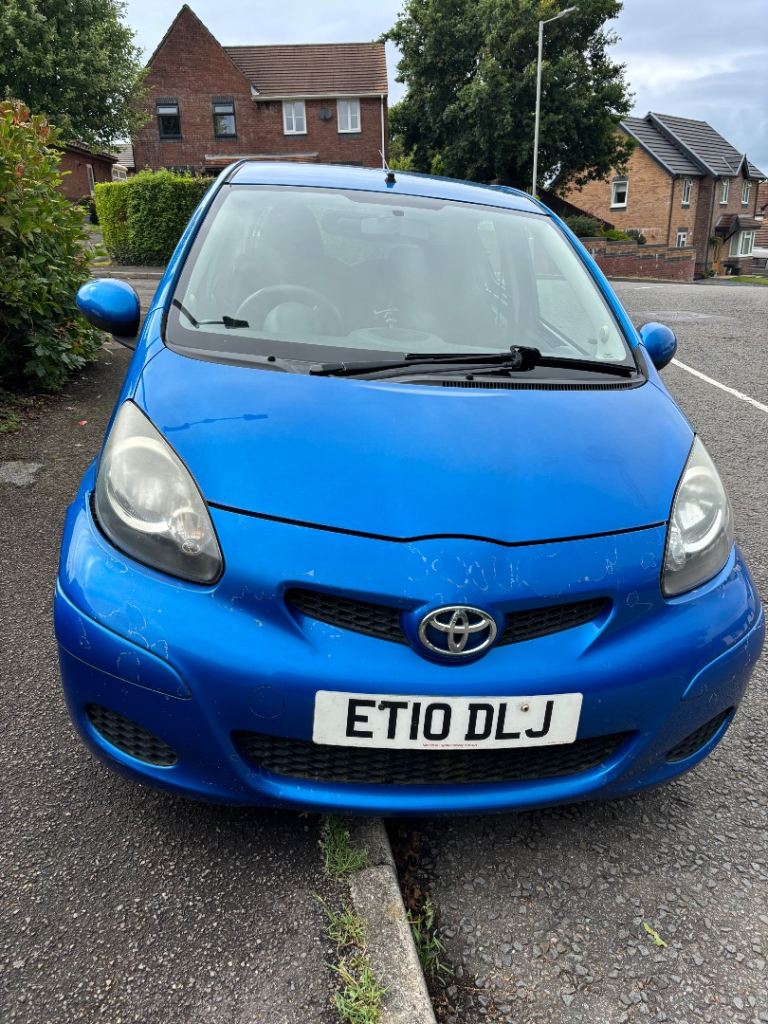 Toyota, AYGO, Hatchback, 2010, Manual, 998 (cc), 5 doors