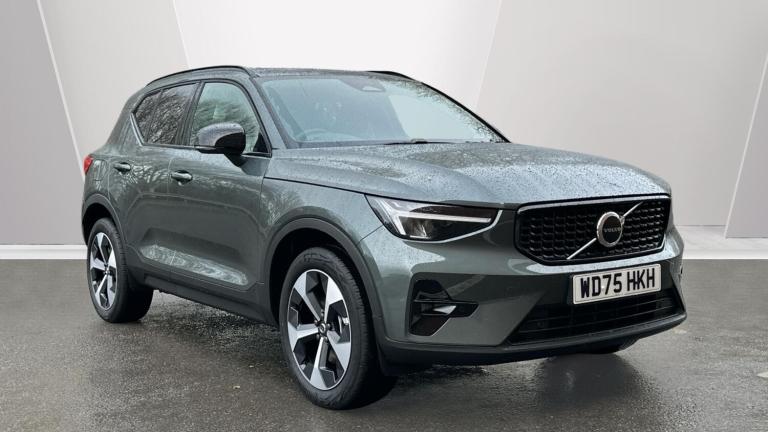 2025 Volvo XC40 2.0 B4P Plus Dark 5dr Auto Petrol Estate Estate Petrol Automatic