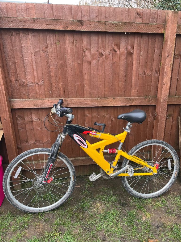 Carrara Hellcat Bike