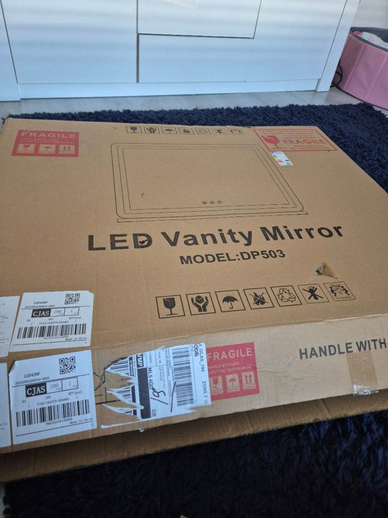 Good Condition LED Vanity Mirror with Lights