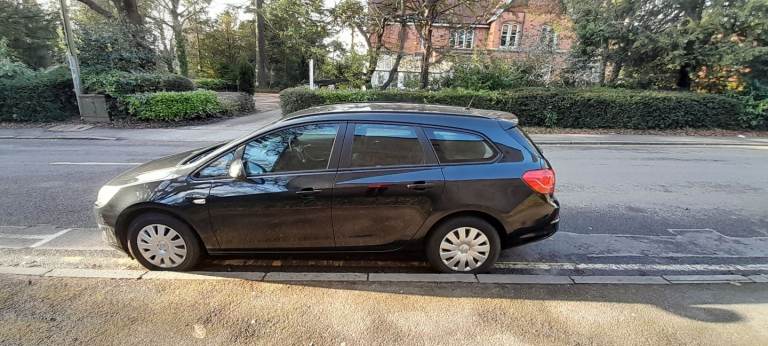 Vauxhall, ASTRA, Exclusive CDTI Ecoflex, Estate, 2014, Manual, 1248 (cc), 5 doors