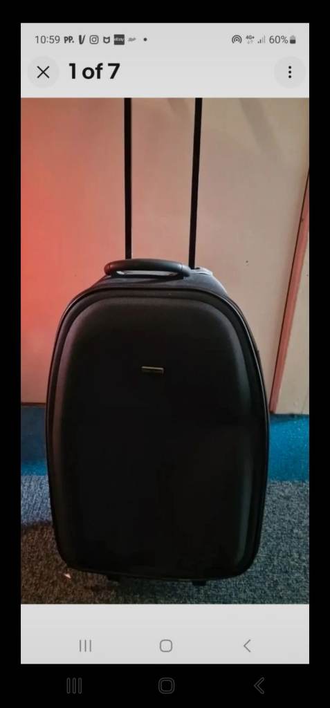 CLUB CLASS TWO WHEELED MEDIUM SUITCASE 
