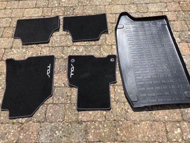 Car Floor Mats & Boot Liner/Protector