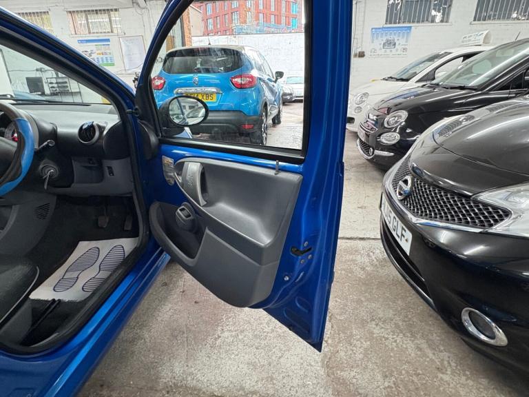 2009 Peugeot 107 1.0 Urban 5dr 2-Tronic HATCHBACK Petrol Automatic