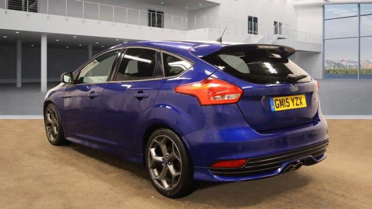 2015 Ford Focus 2.0 TDCi ST-3 Euro 6 (s/s) 5dr HATCHBACK Diesel Manual