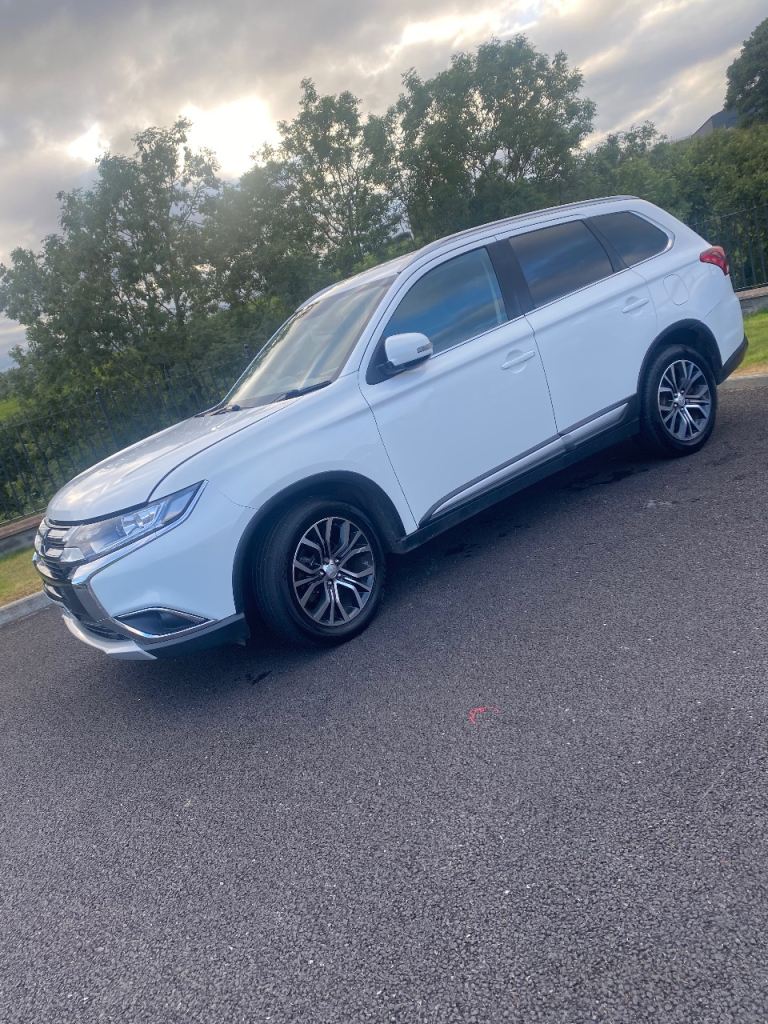 Mitsubishi, OUTLANDER, Estate, 2017, Other, 2268 (cc), 5 doors