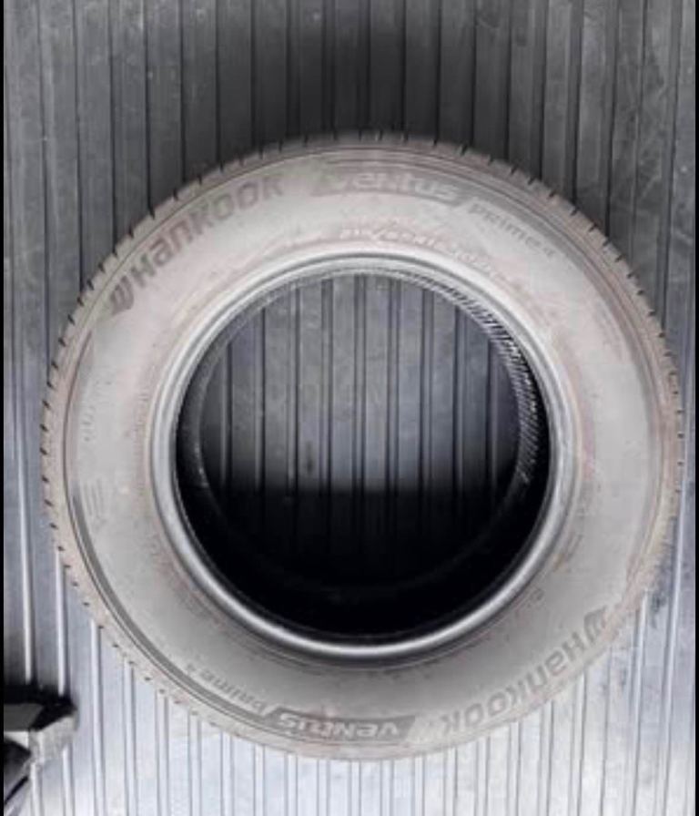 Tyres - 215/65 R16 102H - Hankook + Bridgestone