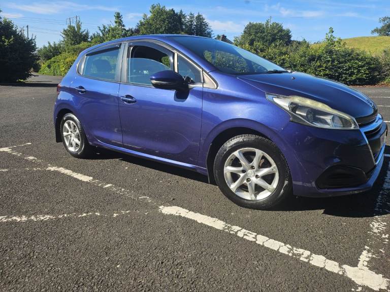 Peugeot, 208, Hatchback, 2016, Manual, 1560 (cc), 5 doors