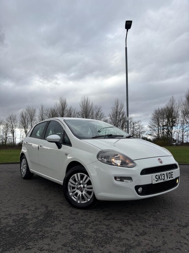 2013 Fiat Punto 1.2 Easy 5dr [Brio Pack] HATCHBACK Petrol Manual