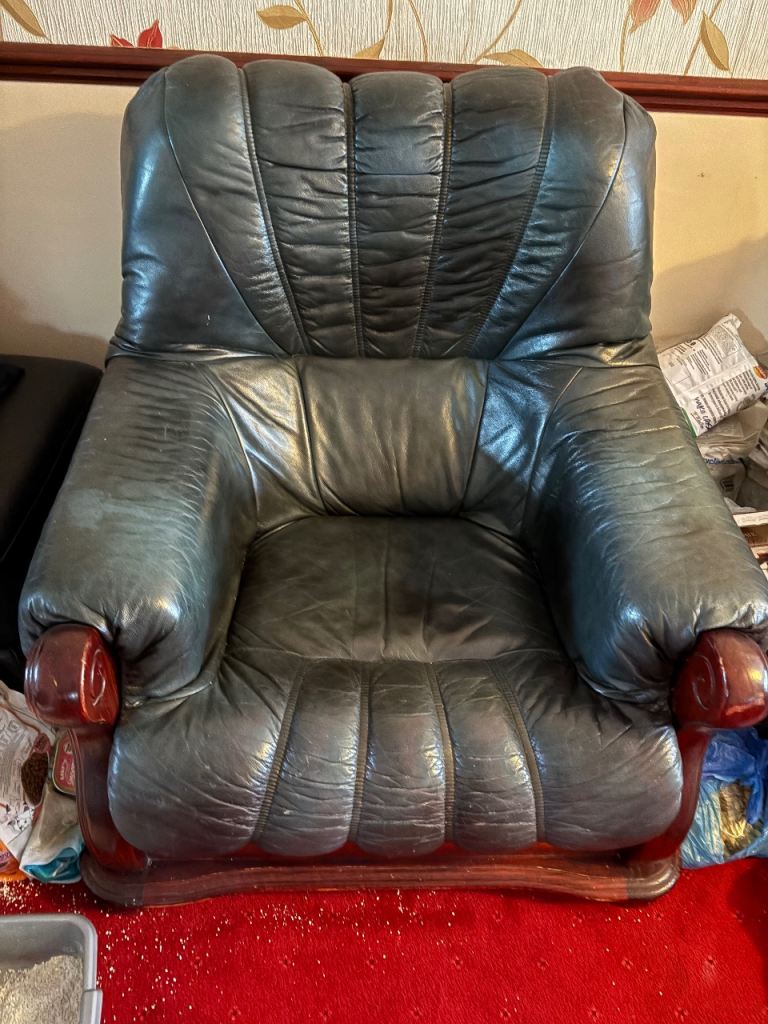 1 seater blue leather sofa 