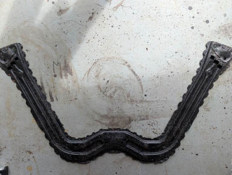 Refurbished OEM Nissan 350Z W-Brace