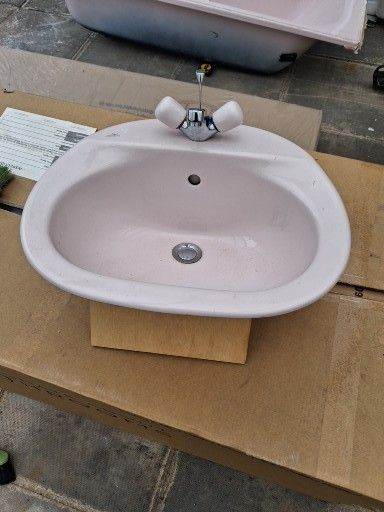 Pink Ceramic Bathroom Sink with Taps – Good Condition BATH AND TOILET