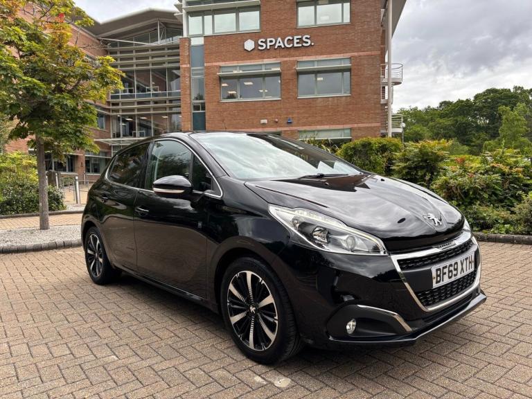 2019 Peugeot 208 1.2 PureTech Tech Edition Hatchback 5dr Petrol Manual Euro 6
