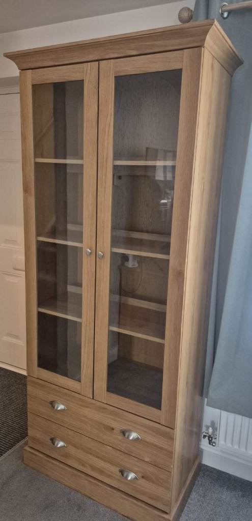 *FREE* Tall glass display unit 