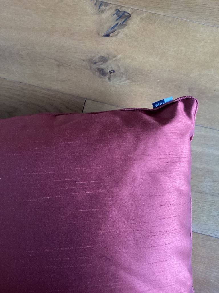 Silky cushions