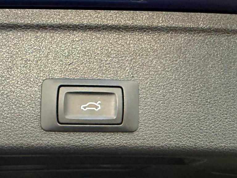 2016 Audi A4 2.0 TDI 190 Quattro S Line 5dr S Tronic ESTATE DIESEL Automatic