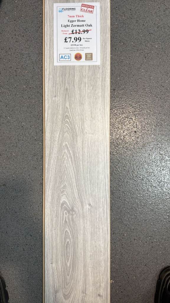 Egger Home Light Zermat Oak 7mm Laminate Flooring