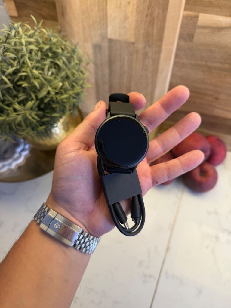 Brand New Garmin Watch Vivoactive 6 - 42mm GPS Black 