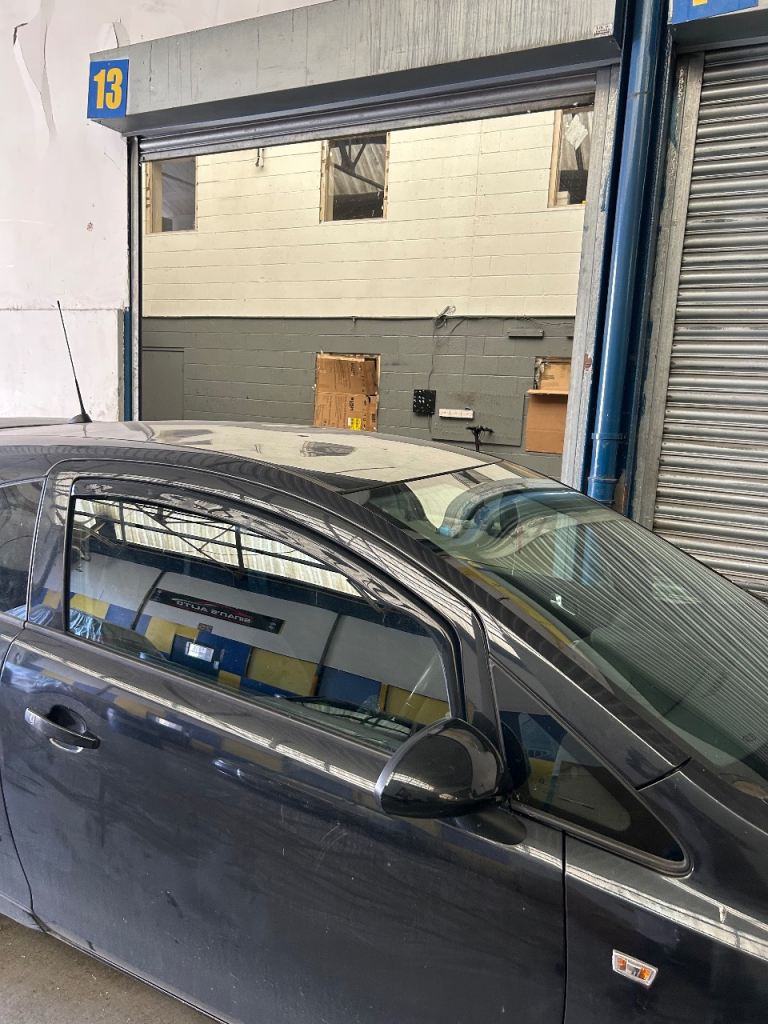 Industrial workshop to let 
