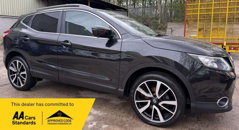 2016 Nissan Qashqai 1.6 dCi Tekna SUV 5dr Diesel Manual 2WD Euro 6 (s/s) (130 ps) HATCHBACK Diese...