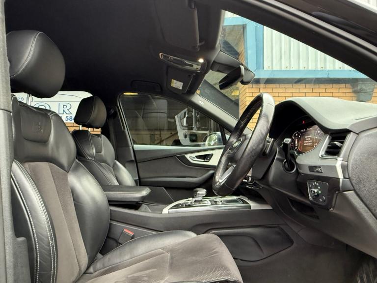 ** MUST SEE ** 2016 (65) Audi Q7 3.0 TDI V6 272 Quattro S line Auto 7 seater 4X4