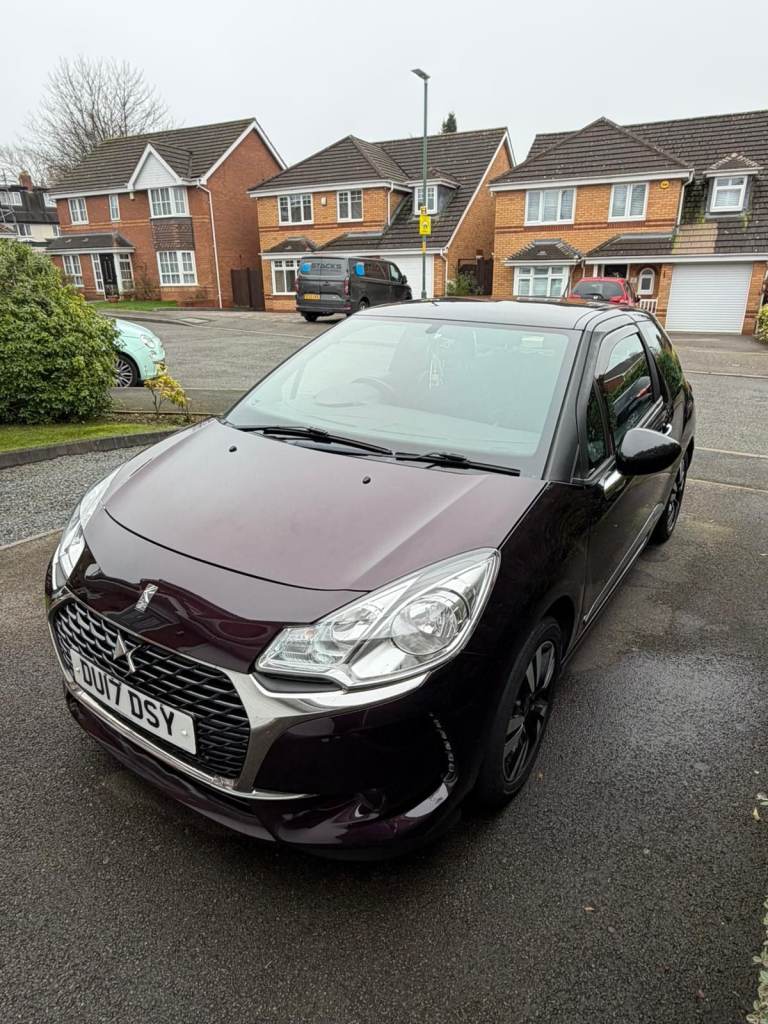 DS, DS 3 1.2 PureTech Chic, Hatchback, 2017, Manual, 1199 (cc), 3 doors