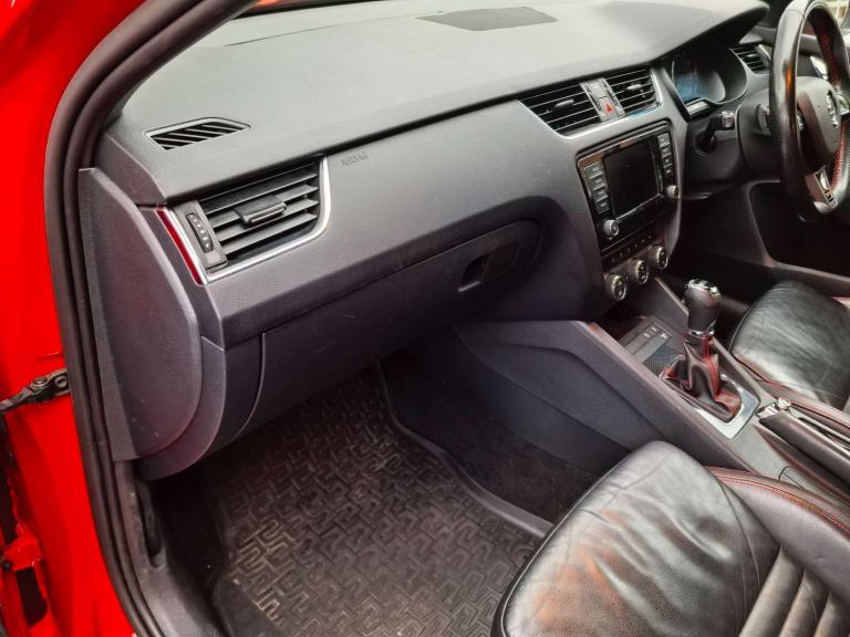 2015 Skoda Octavia 2.0 Octavia vRS TDI 4x4 Semi-Auto 4WD 5dr Hatchback Diesel Automatic