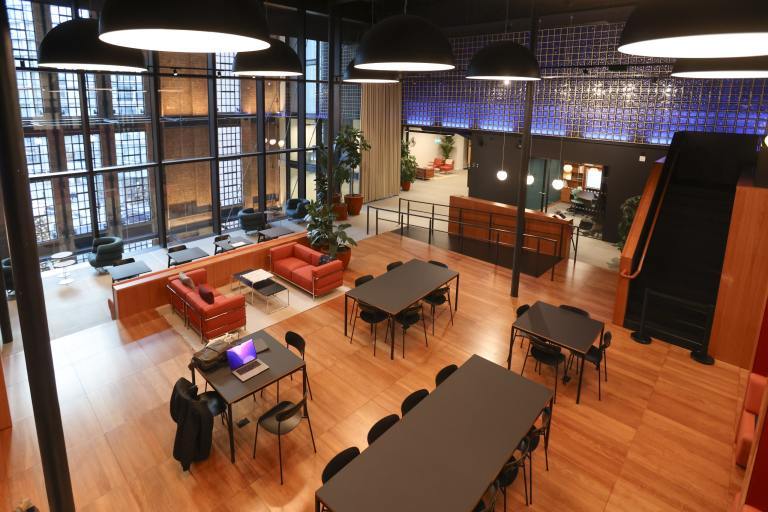 London - SW118BZ \ Large Office Space for Up to 15 Desks