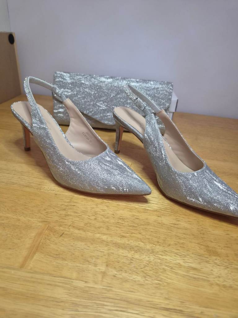 Silver Lura Elegance Heels and Matching Clutch Bag