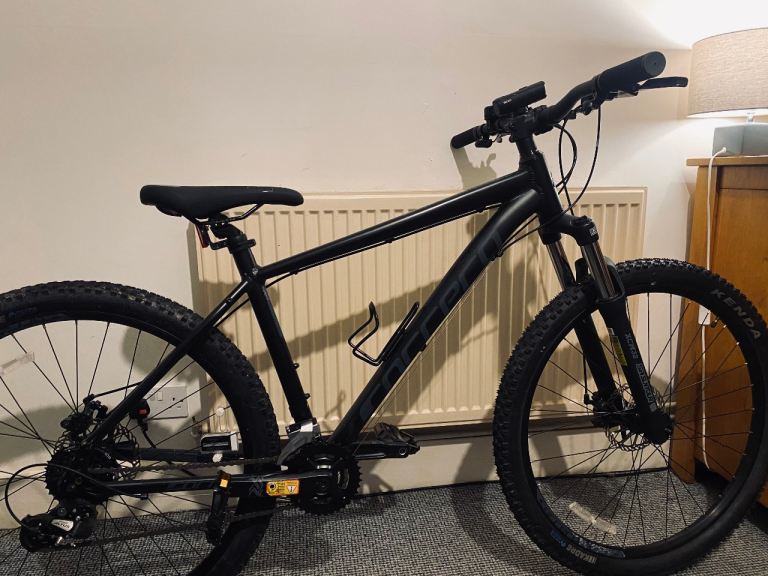 Mens carrera vengeance mountain bike