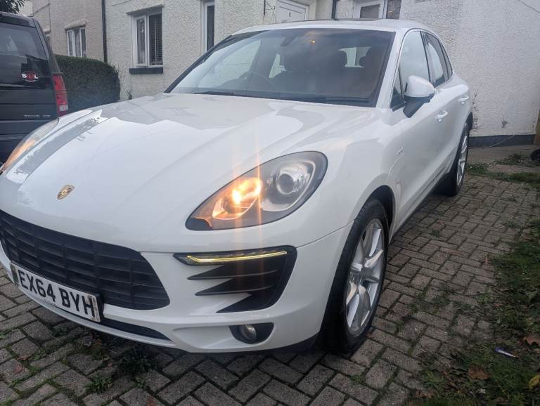 Porsche  MACAN S