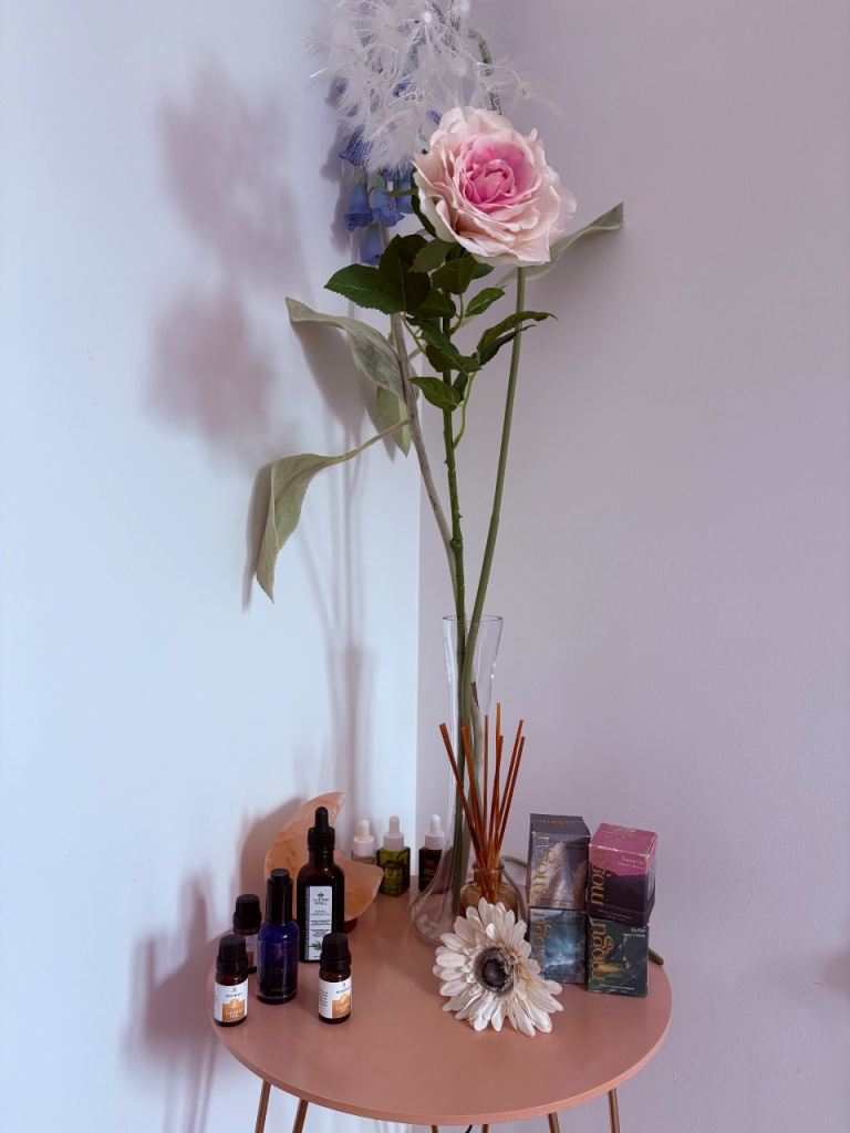 ROSE & REMEDY MASSAGE