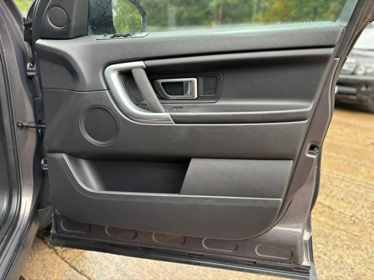 2016 Land Rover Discovery Sport 2.0 TD4 180 SE Tech 5dr Auto ESTATE DIESEL Automatic