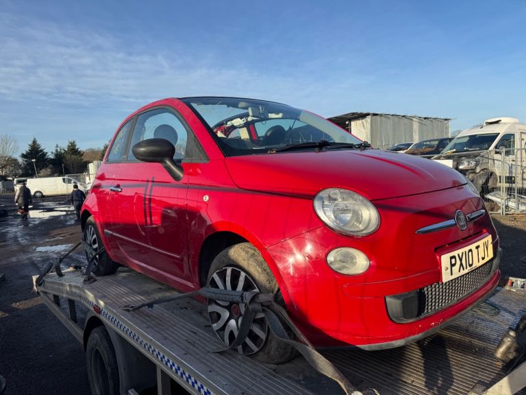 Fiat 500 1.2 2010 red BREAKING FOR PARTS 