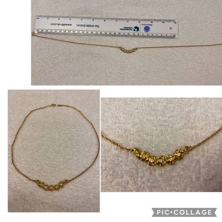 Pretty necklace & integrated pendant with diamond like stones