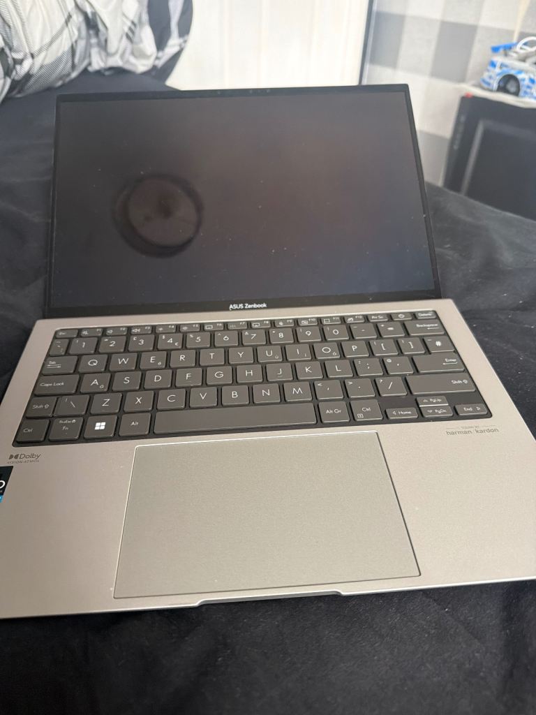 ASUS Zenbook S 13 OLED 13.3"